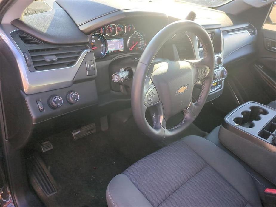 used 2015 Chevrolet Suburban car, priced at $20,250