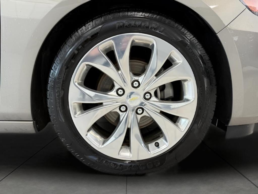 used 2018 Chevrolet Malibu car, priced at $18,990