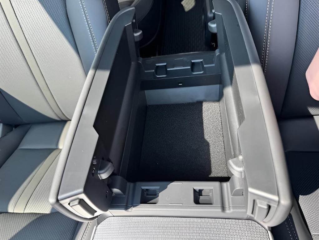 new 2025 Mazda CX-90 car, priced at $42,335