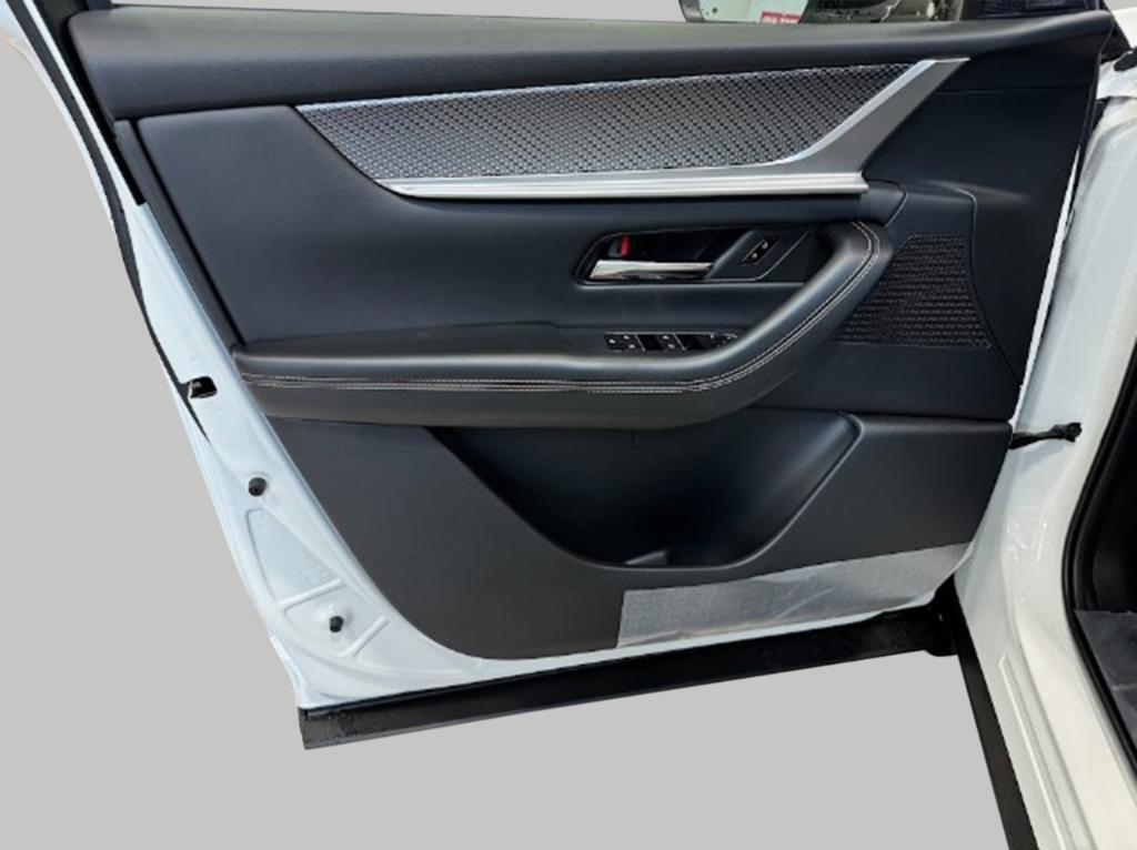 new 2025 Mazda CX-70 car, priced at $47,591