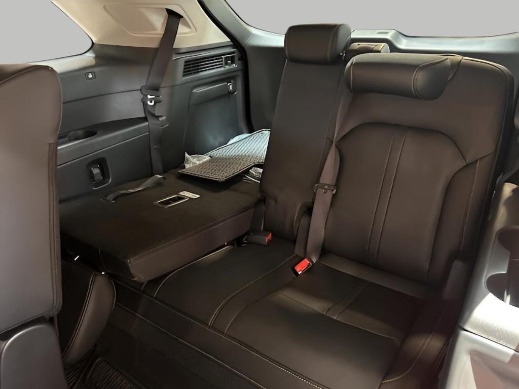 new 2025 Mazda CX-90 car, priced at $42,343