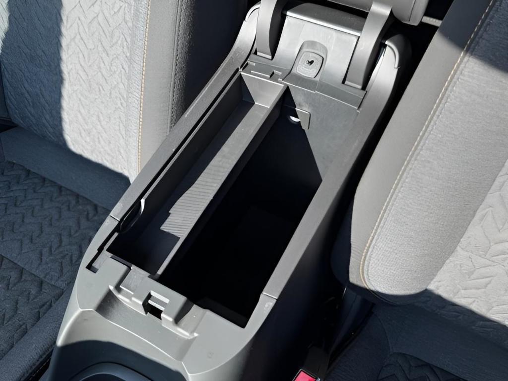 used 2022 Chevrolet Equinox car, priced at $22,199