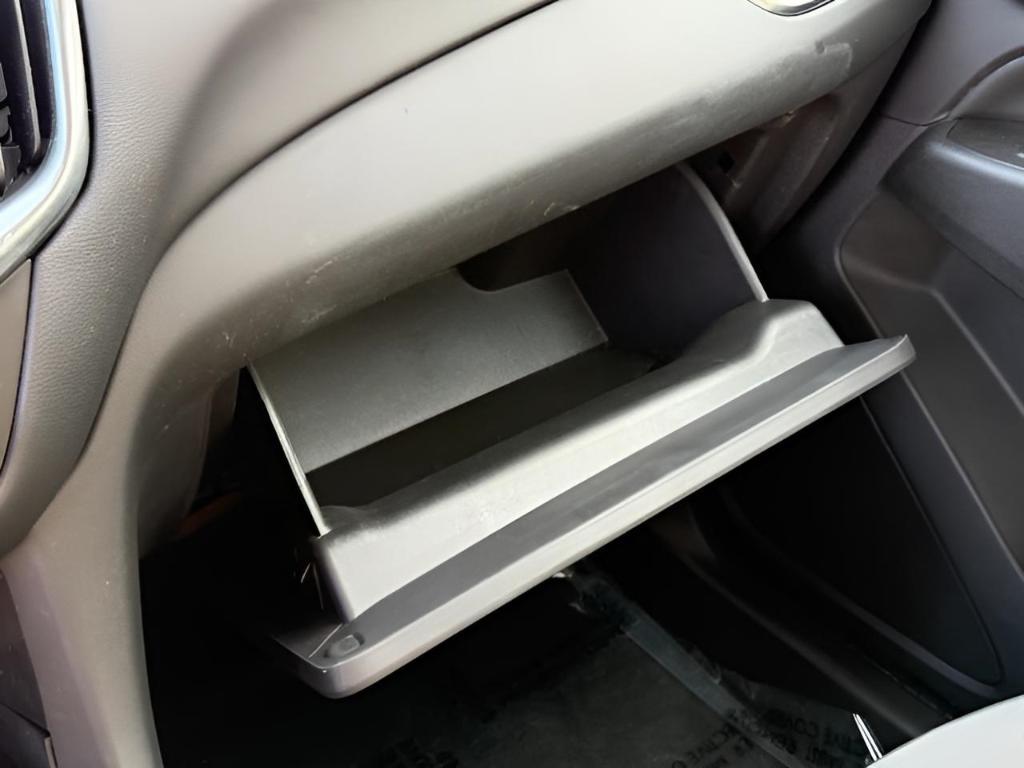 used 2022 Chevrolet Equinox car, priced at $22,199