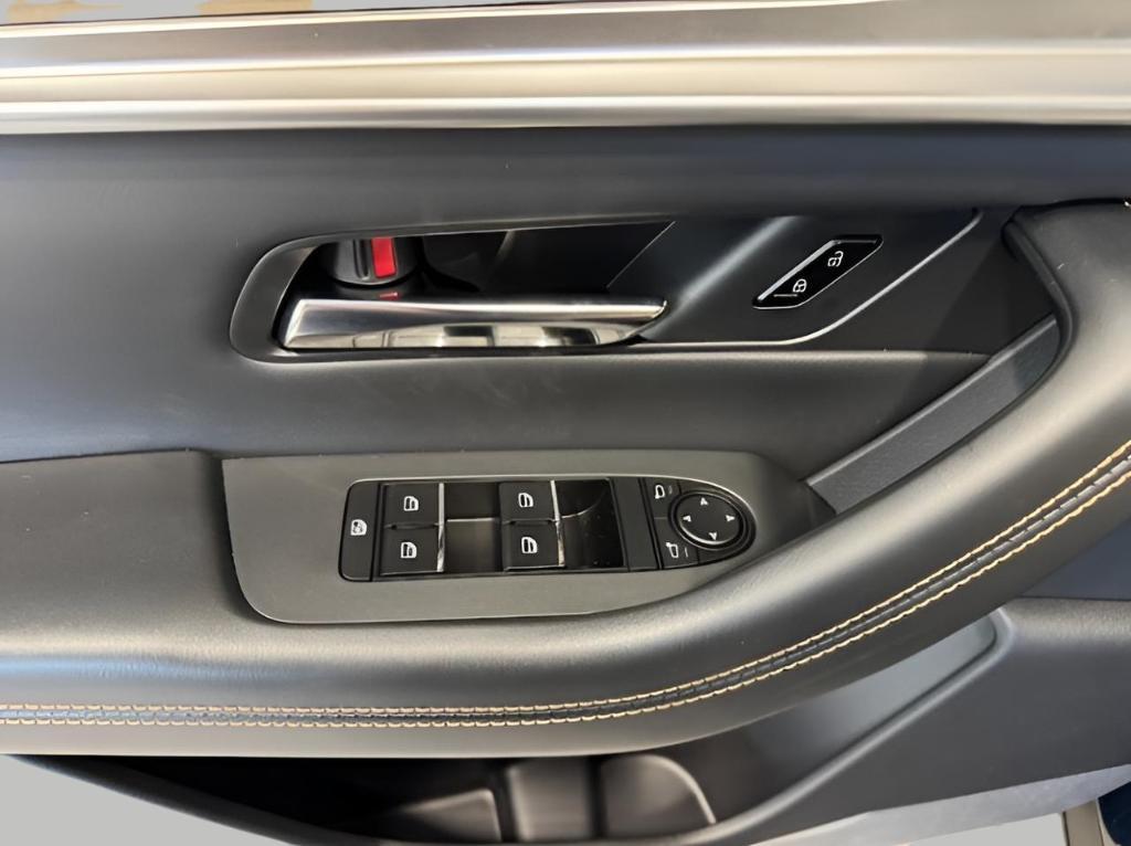 new 2025 Mazda CX-90 PHEV car, priced at $56,422