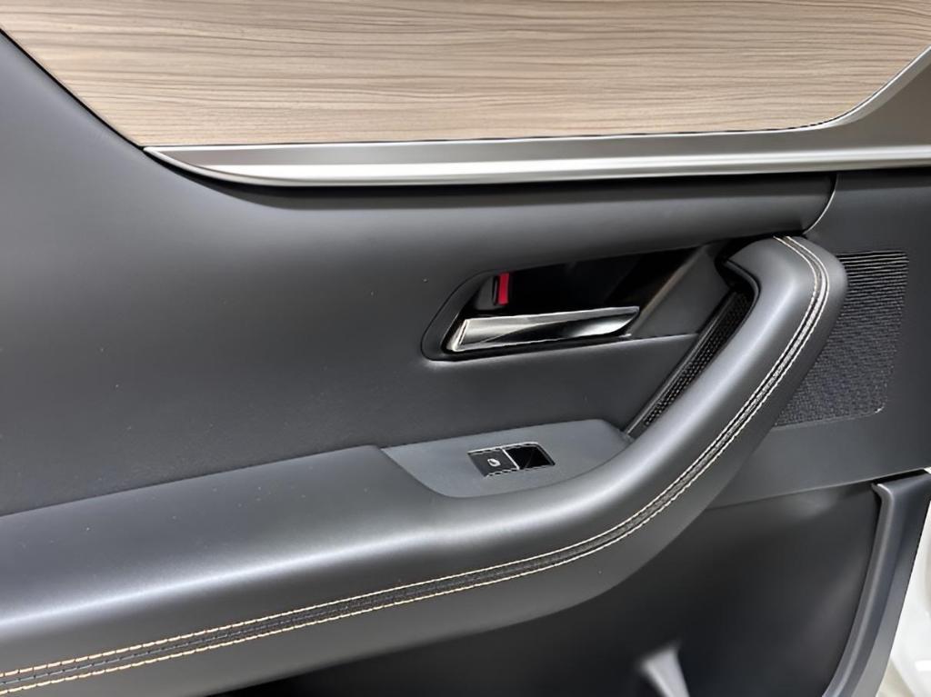 new 2025 Mazda CX-90 car, priced at $48,594