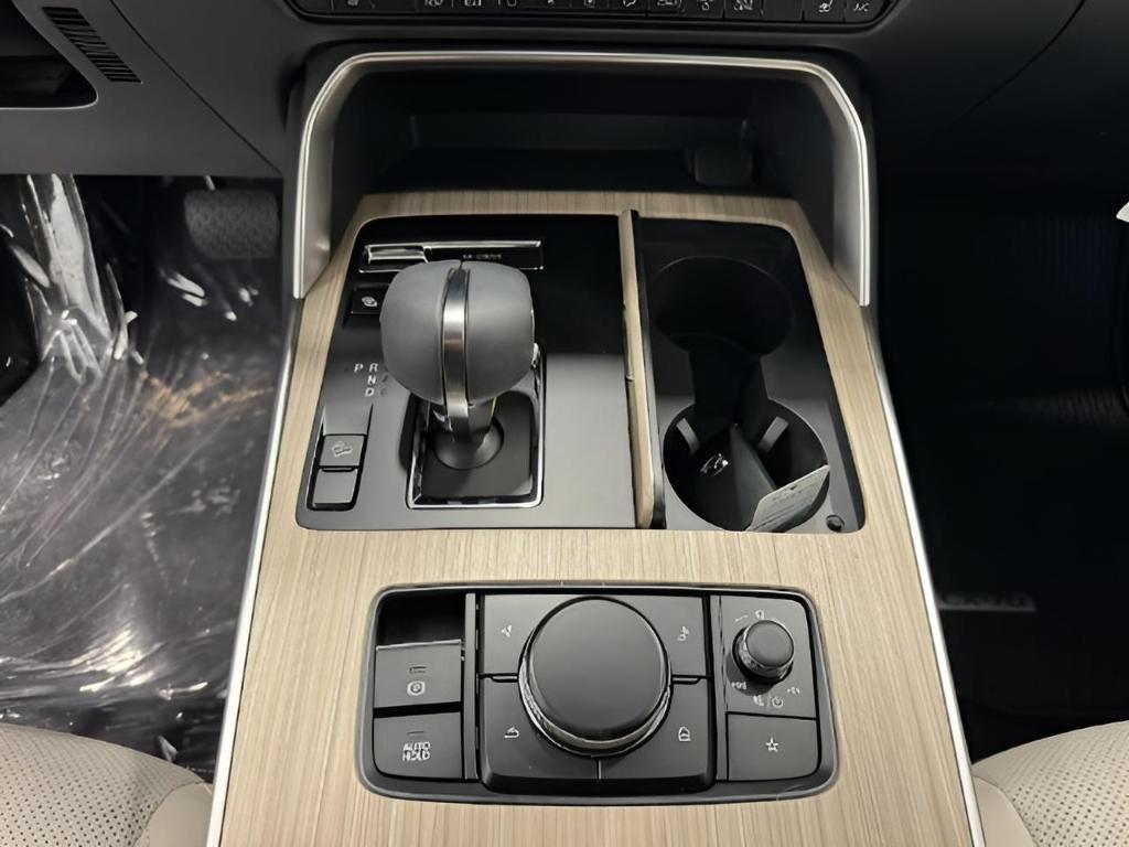 new 2025 Mazda CX-70 PHEV car, priced at $55,231