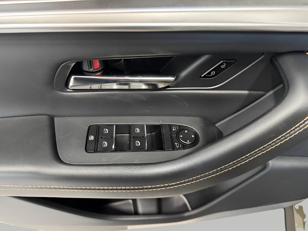 new 2025 Mazda CX-70 PHEV car, priced at $55,231