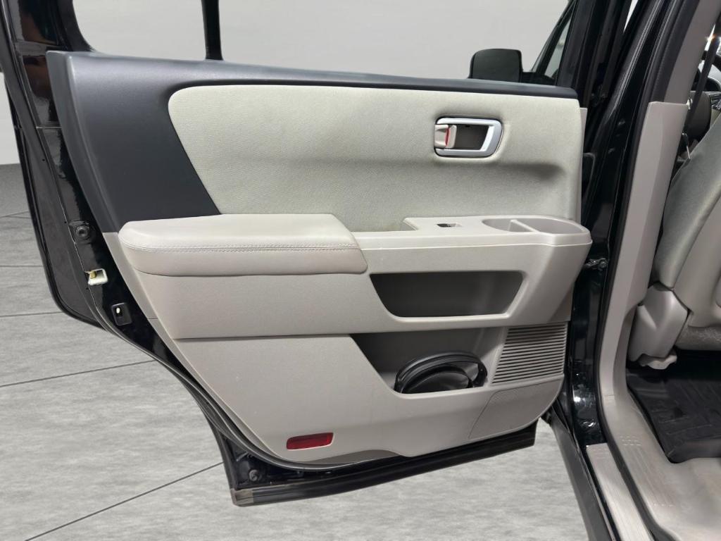 used 2015 Honda Pilot car, priced at $13,997