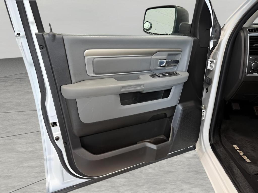 used 2019 Ram 1500 Classic car, priced at $19,785