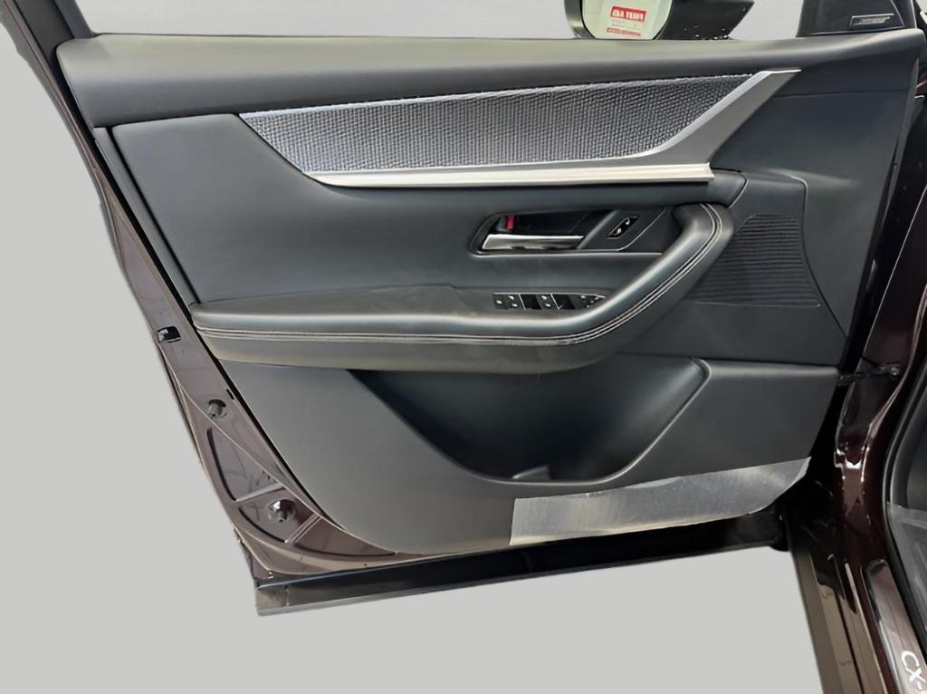 new 2025 Mazda CX-90 car, priced at $48,769