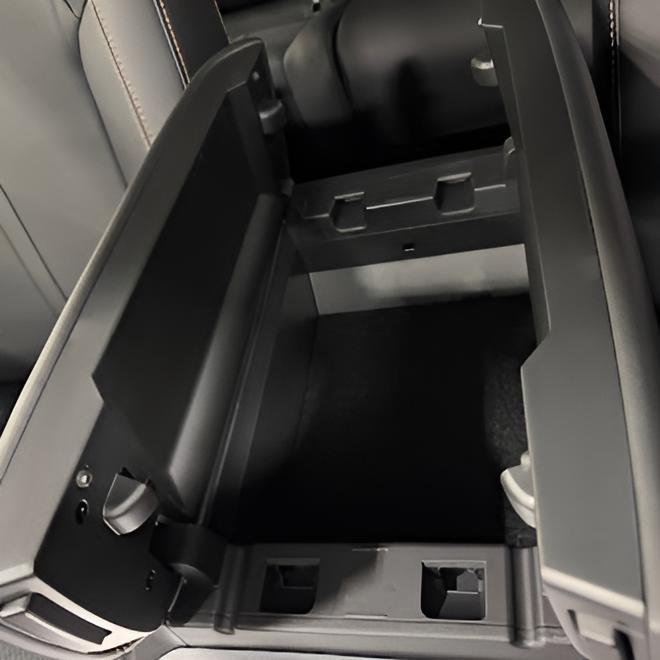 new 2025 Mazda CX-90 car, priced at $41,556