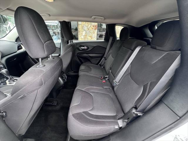 used 2016 Jeep Cherokee car, priced at $11,998