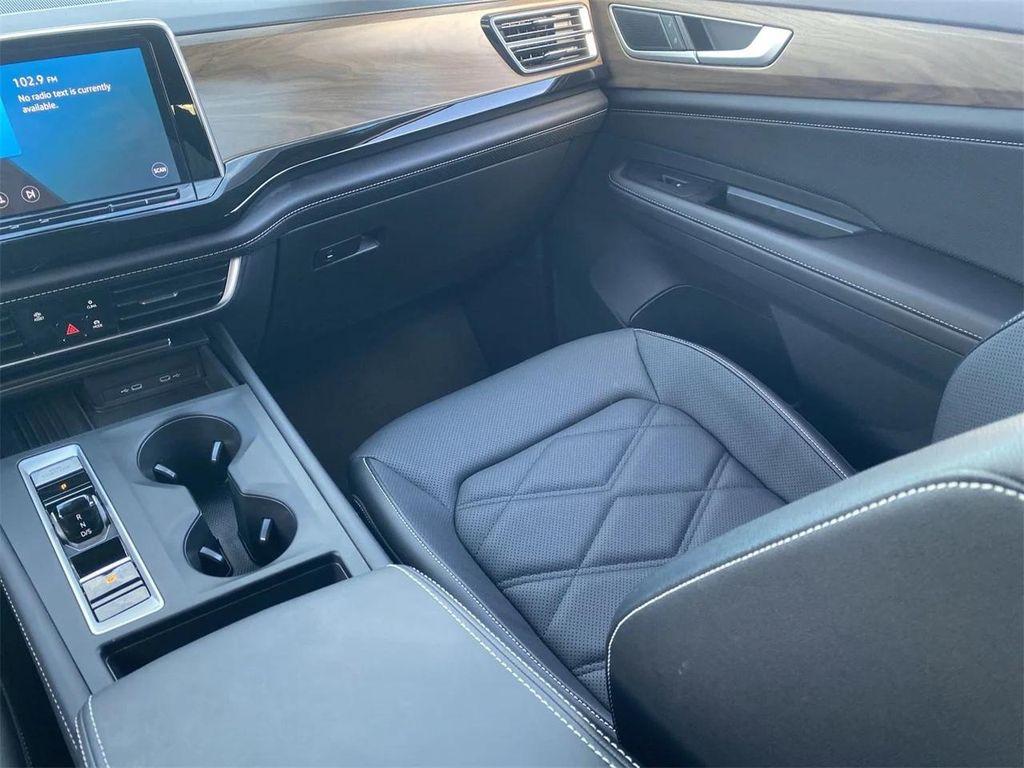 used 2025 Volkswagen Atlas car, priced at $39,997