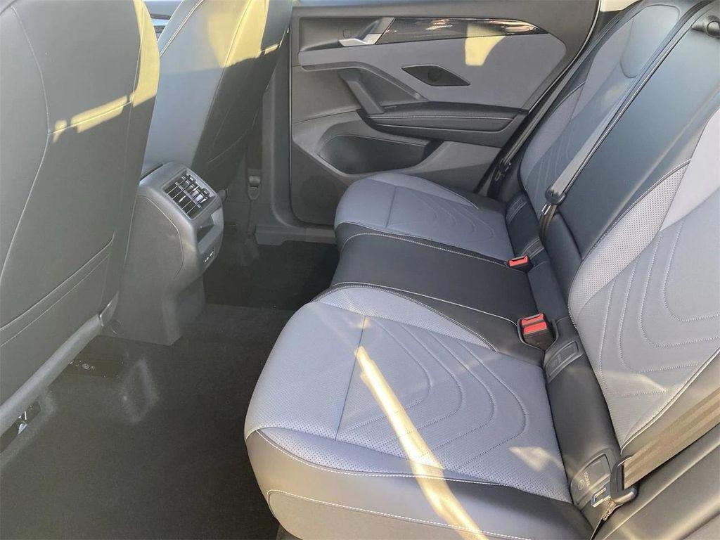 new 2025 Volkswagen Tiguan car, priced at $33,193