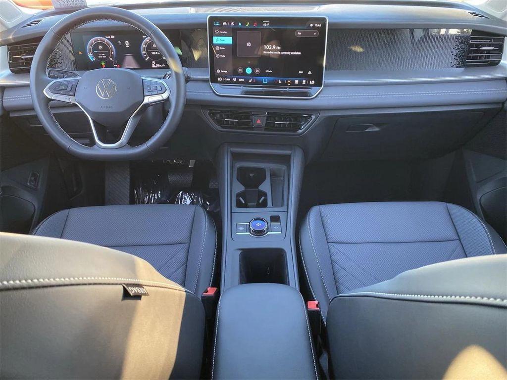 new 2025 Volkswagen Tiguan car, priced at $33,193