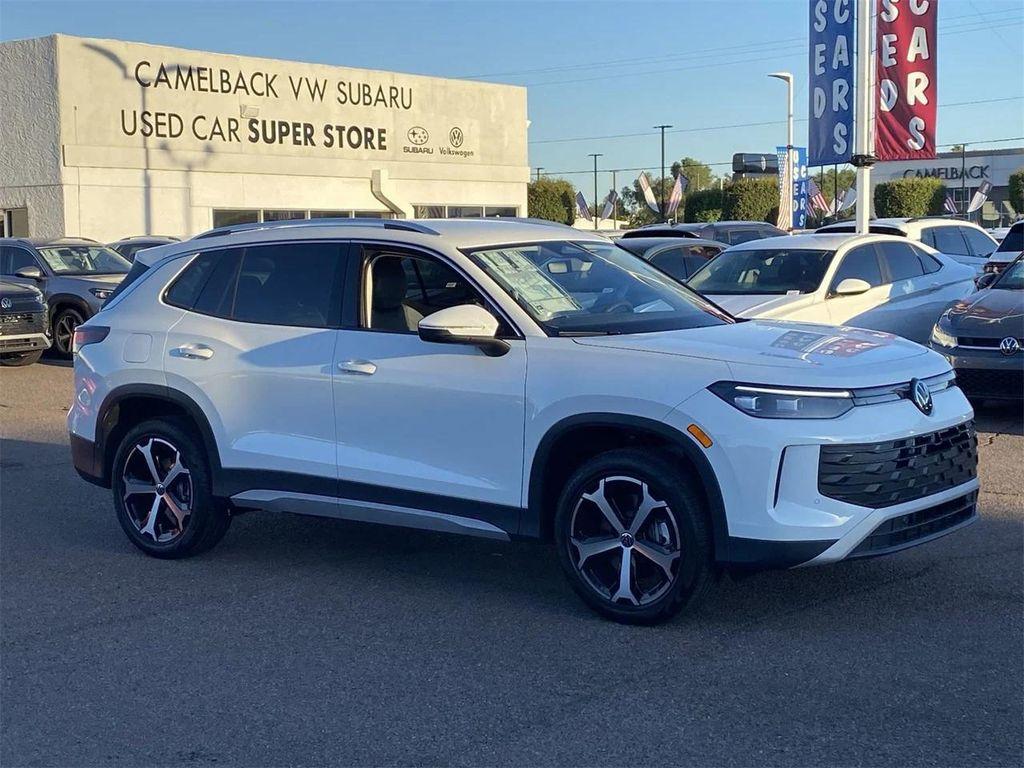 new 2025 Volkswagen Tiguan car, priced at $33,193