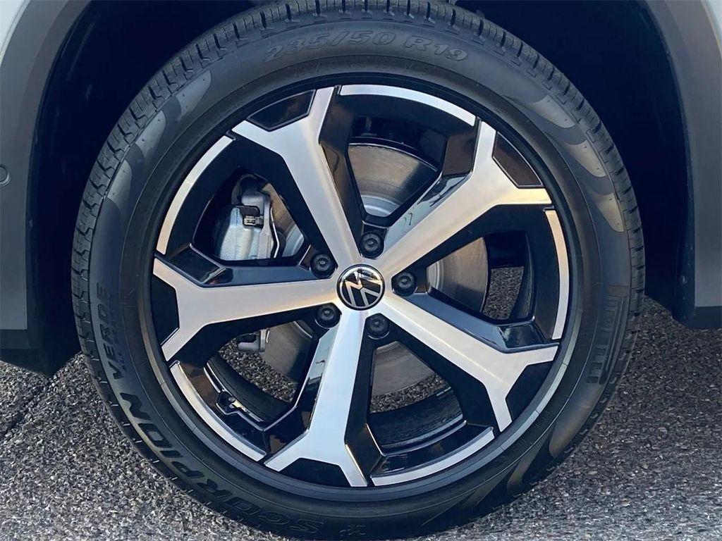 new 2025 Volkswagen Tiguan car, priced at $33,193