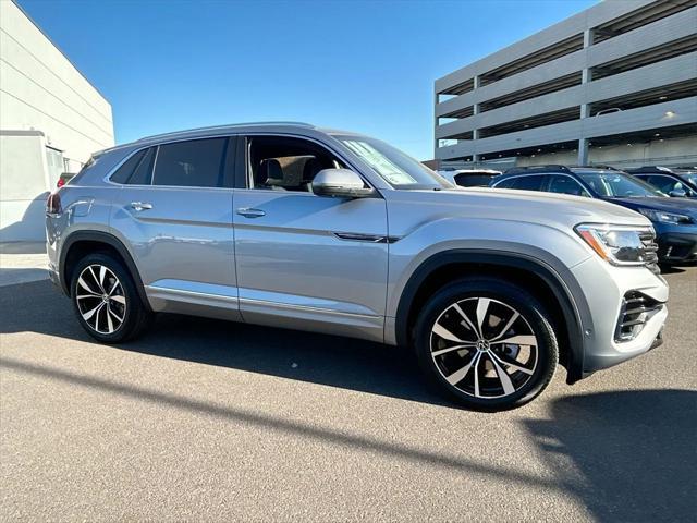 new 2025 Volkswagen Atlas Cross Sport car, priced at $52,451