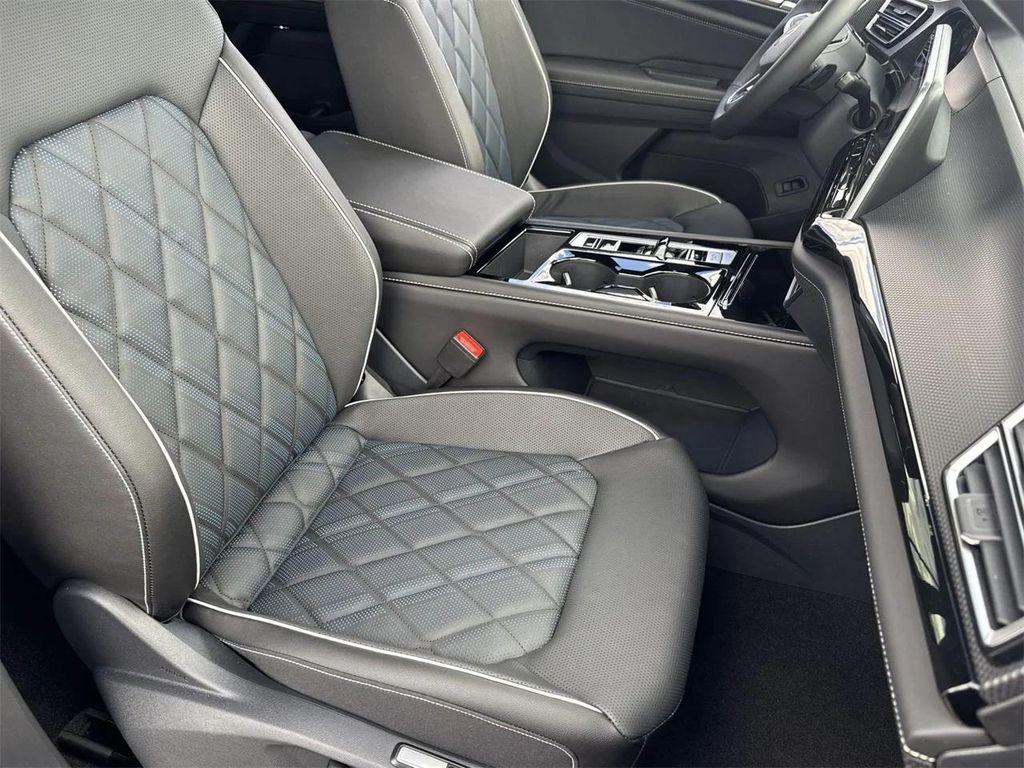 new 2025 Volkswagen Atlas Cross Sport car, priced at $47,958