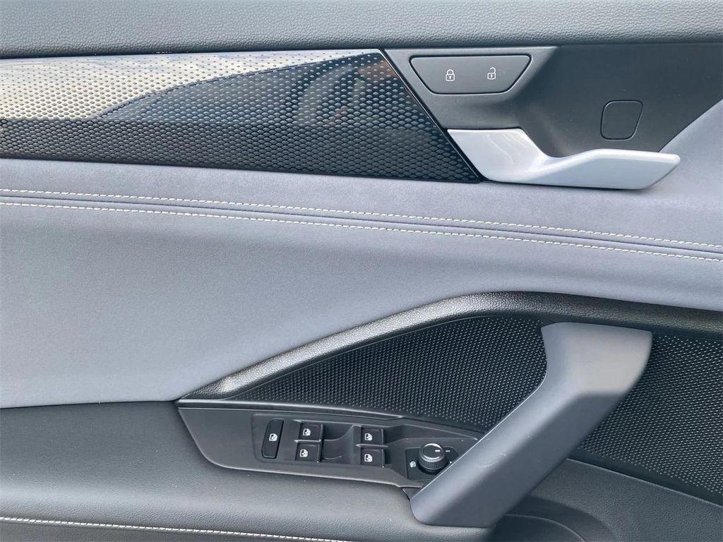 new 2025 Volkswagen Tiguan car, priced at $31,242