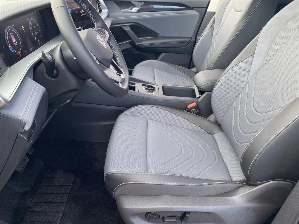 new 2025 Volkswagen Tiguan car, priced at $31,242