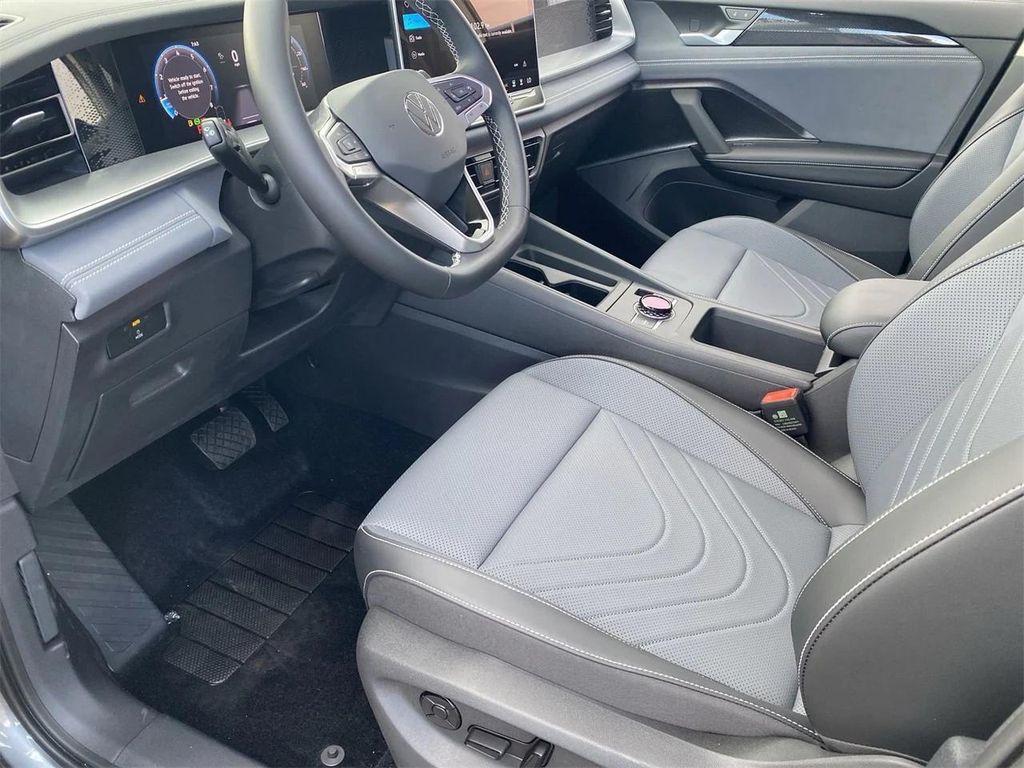 new 2025 Volkswagen Tiguan car, priced at $31,242