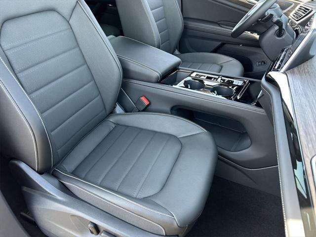 new 2025 Volkswagen Atlas car, priced at $46,334