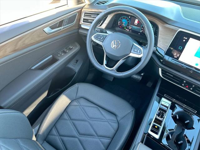 new 2025 Volkswagen Atlas car, priced at $43,857