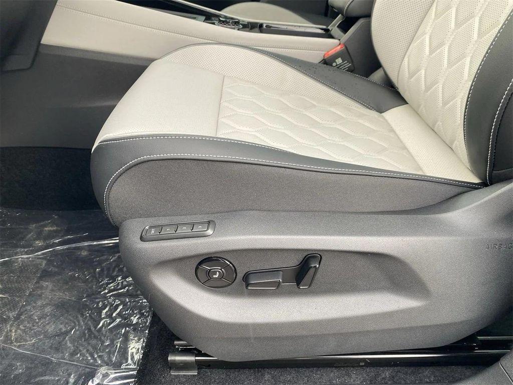 new 2026 Volkswagen Tiguan car, priced at $43,815