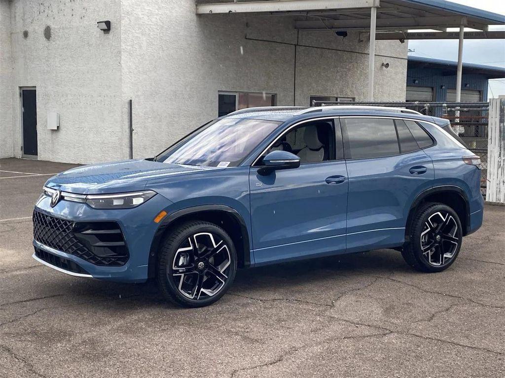 new 2026 Volkswagen Tiguan car, priced at $43,815