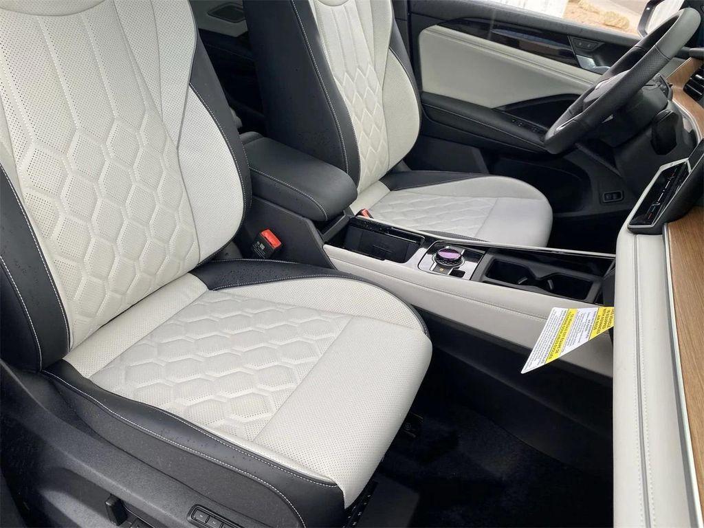 new 2026 Volkswagen Tiguan car, priced at $43,815