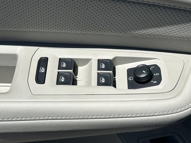 new 2025 Volkswagen Atlas car, priced at $53,894