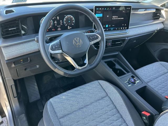 new 2025 Volkswagen Tiguan car, priced at $29,470