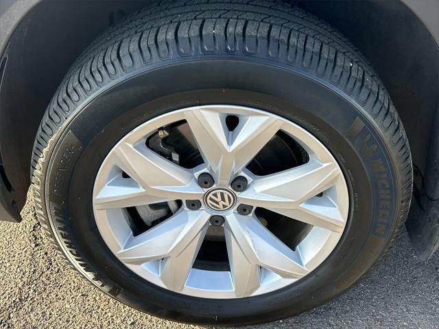 used 2018 Volkswagen Atlas car, priced at $16,299