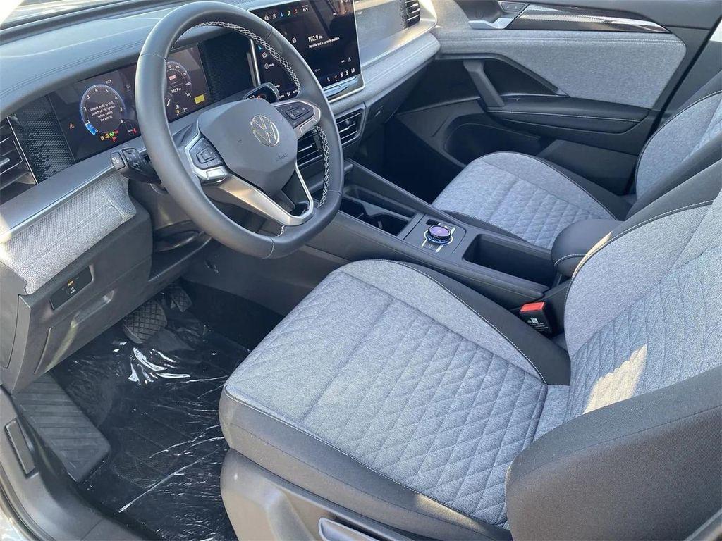 new 2025 Volkswagen Tiguan car, priced at $28,836