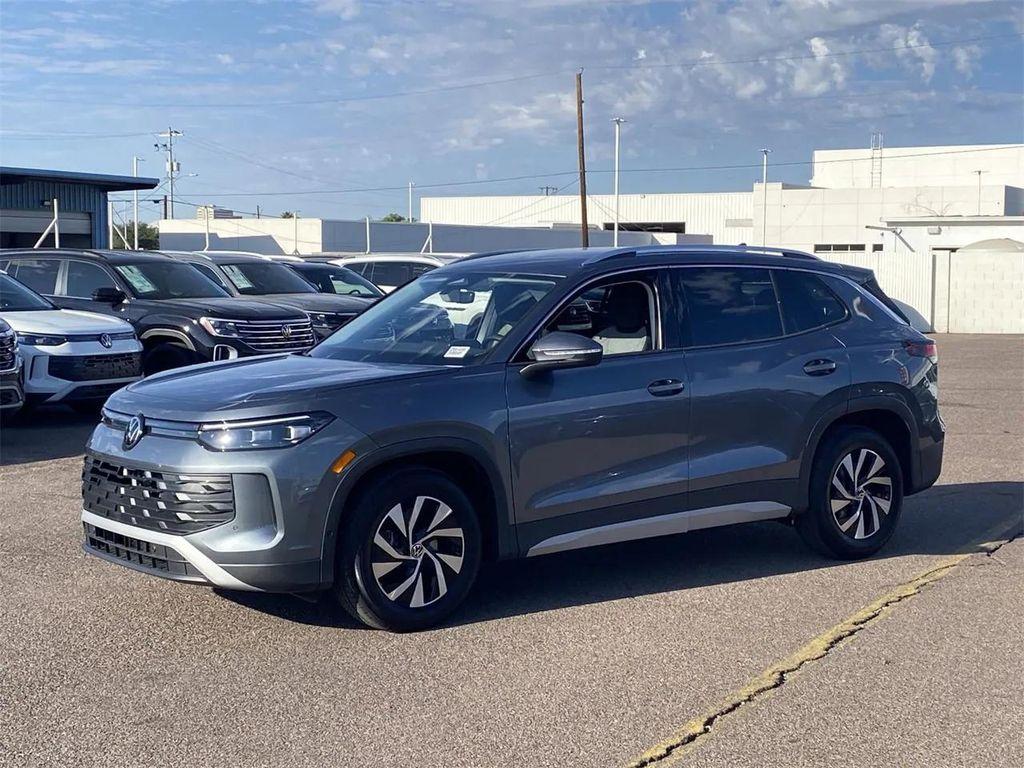 new 2025 Volkswagen Tiguan car, priced at $28,836