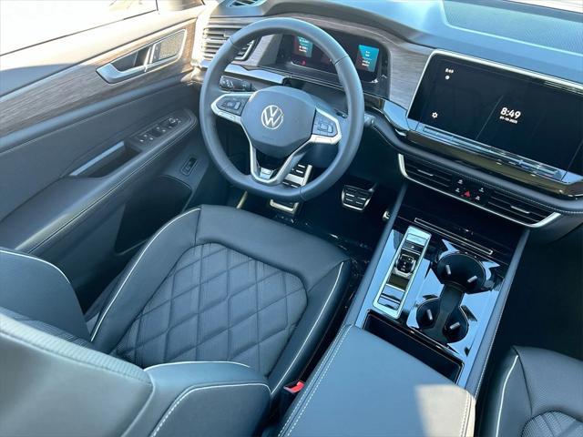 new 2025 Volkswagen Atlas car, priced at $53,699