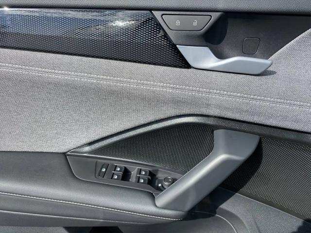 new 2025 Volkswagen Tiguan car, priced at $29,876