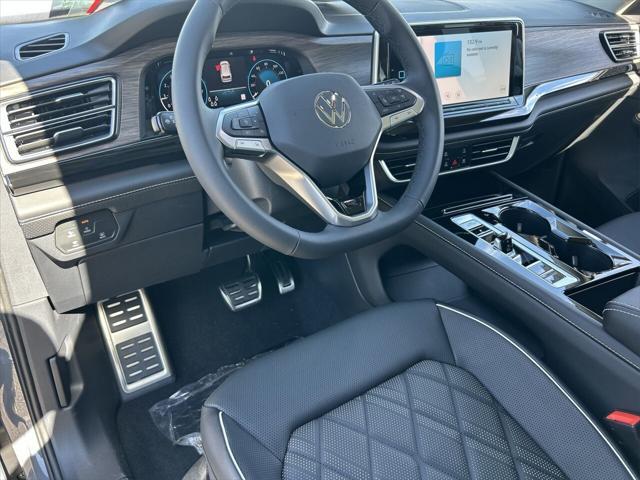 new 2025 Volkswagen Atlas car, priced at $52,894