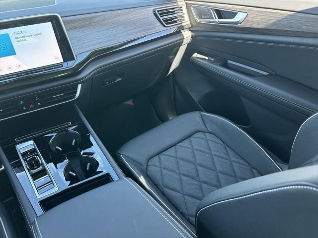 new 2025 Volkswagen Atlas car, priced at $52,894