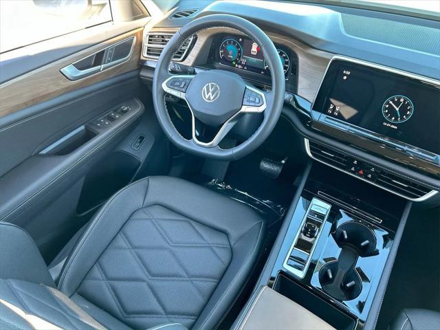 new 2025 Volkswagen Atlas car, priced at $44,260