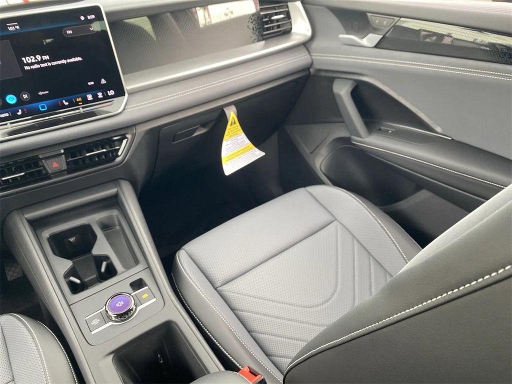new 2025 Volkswagen Tiguan car, priced at $30,909