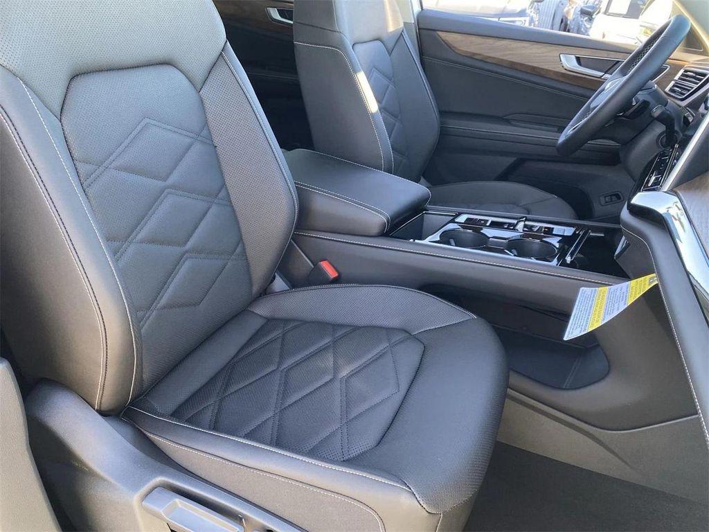 new 2026 Volkswagen Atlas car, priced at $45,729