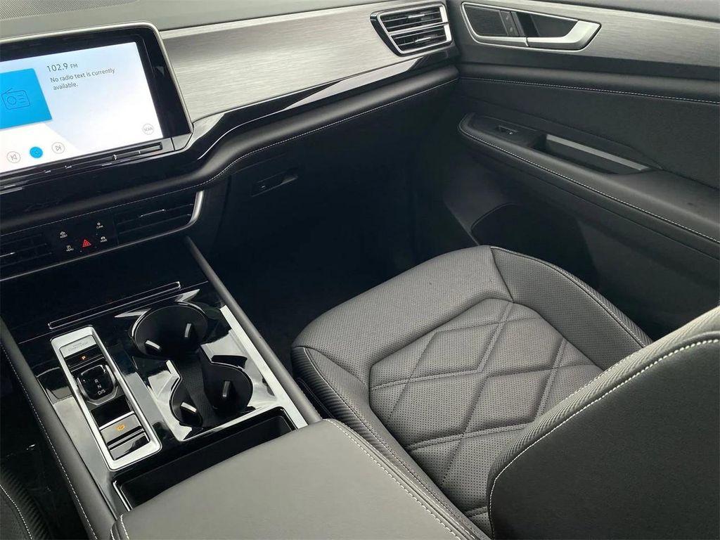 new 2026 Volkswagen Atlas Cross Sport car, priced at $46,607
