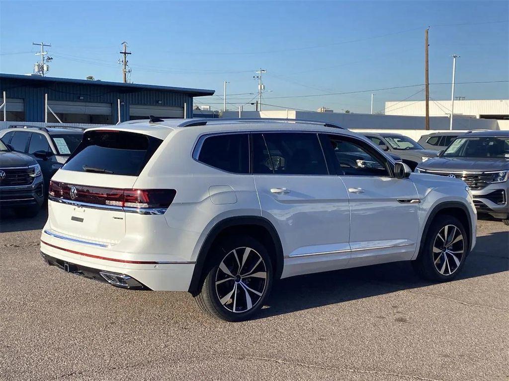 new 2025 Volkswagen Atlas car, priced at $49,614