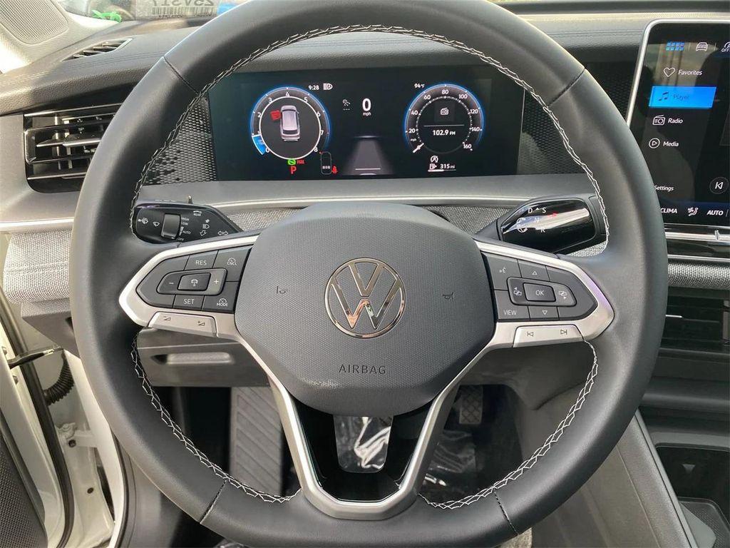 new 2025 Volkswagen Tiguan car, priced at $28,925