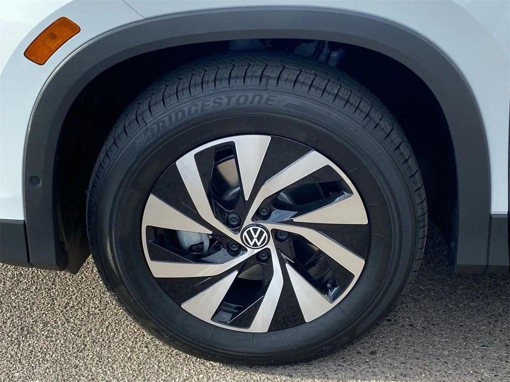 new 2025 Volkswagen Tiguan car, priced at $28,925