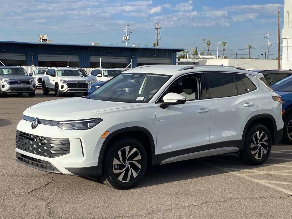 new 2025 Volkswagen Tiguan car, priced at $28,925