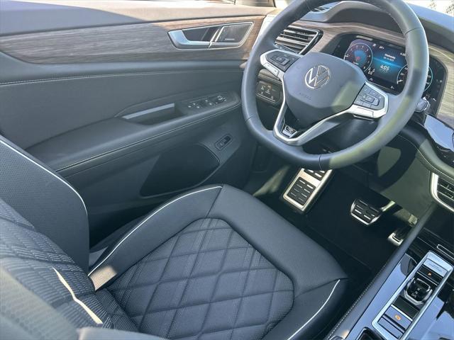 new 2025 Volkswagen Atlas car, priced at $53,894