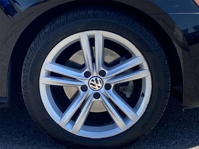 used 2014 Volkswagen Passat car, priced at $9,998